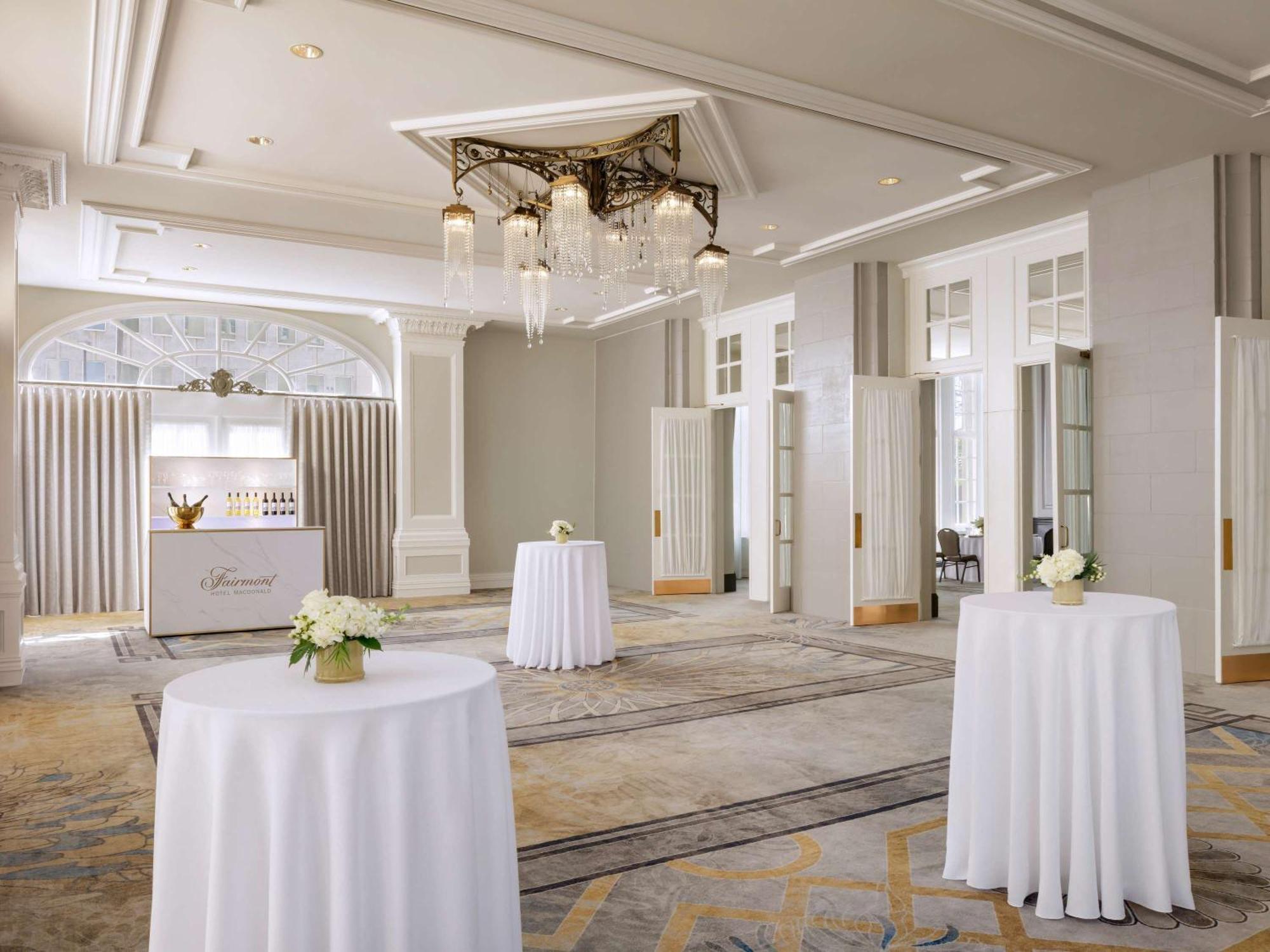 Fairmont Hotel Macdonald Едмонтон Екстер'єр фото
